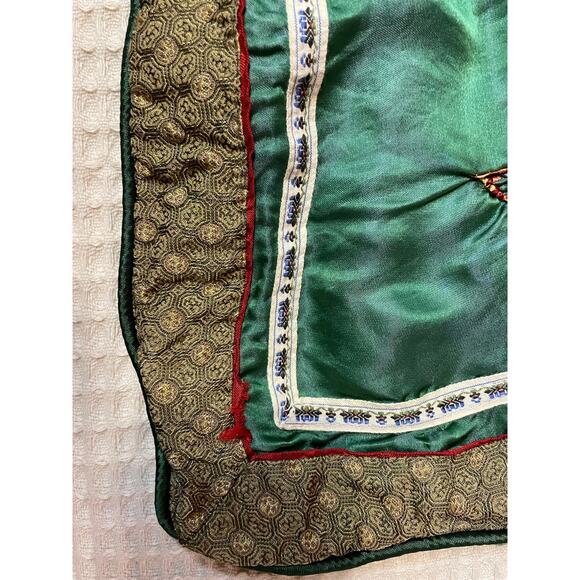 VTG Handmade Embroidered Floral Green Silky Decretive Pillowcase Sham - Picture 4 of 11